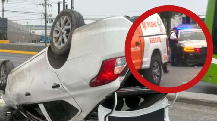 Pareja queda grave tras chocar contra señalamientos y volcar aparatosamente en Nuevo León