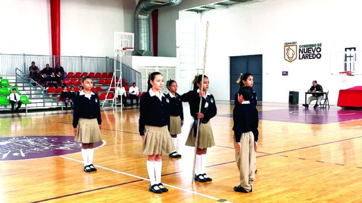 Brillan estudiantes y ponen en alto a Nuevo Laredo en el 2025