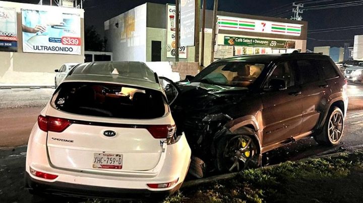Director de escuela provoca fuerte choque; lo arrastraron más de 20 metros