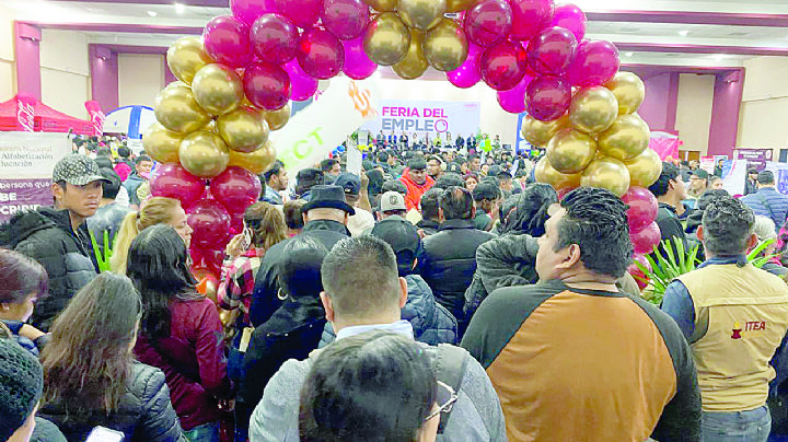 Vinculan a 2 mil 165 con feria del empleo en Nuevo Laredo