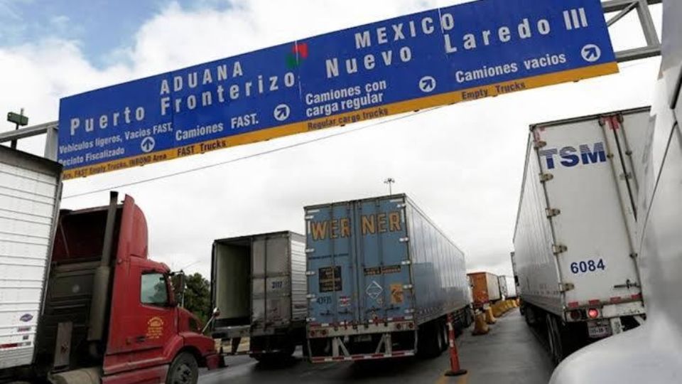El retraso en los cruces fronterizos de Nuevo Laredo provocan pérdidas millonarias