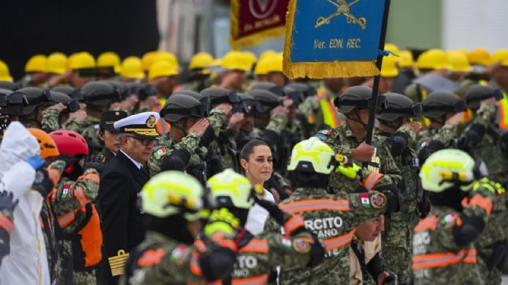 Día del Ejército: Claudia Sheinbaum anuncia aumento de sueldo a militares