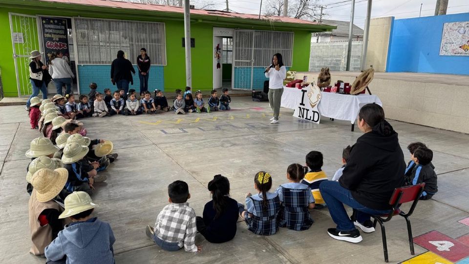 Los infantes descubren la historia del planeta