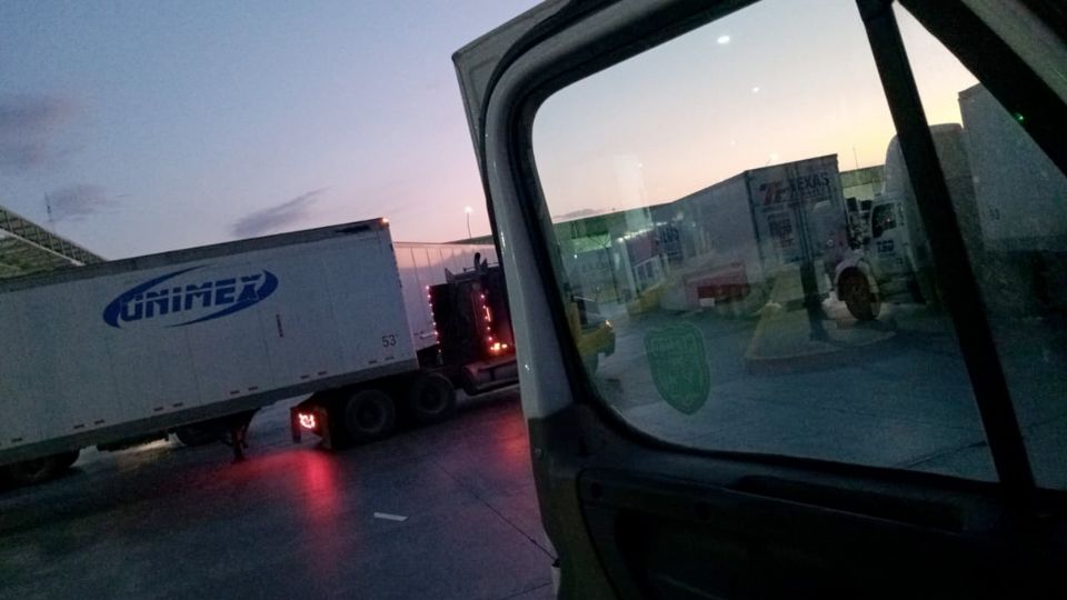 Cayó la noche y el diálogo sigue para la reapertura del Puente III.