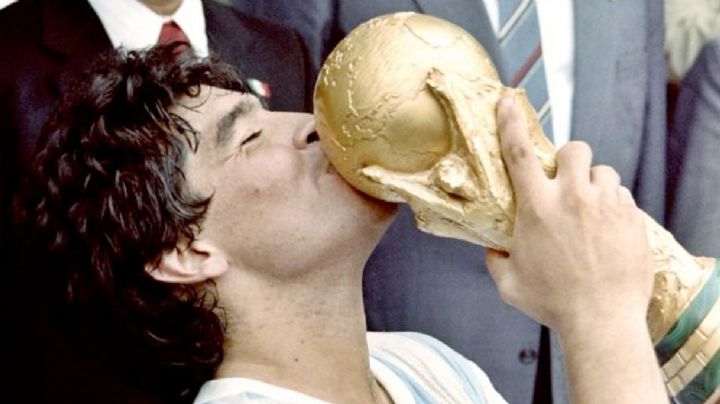 Exhiben impactante foto de Maradona muerto durante el juicio contra médicos demandados por homicidio