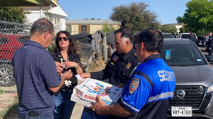 Policía visita a vecinos de la subdivisión Cheyenne después del tiroteo del fin de semana en Laredo