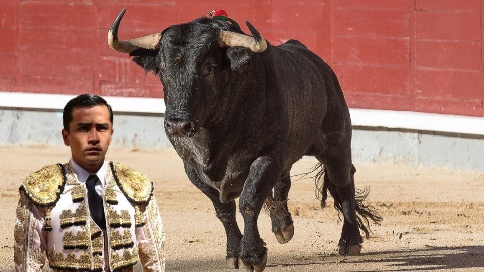 Emilio Macías se encuentra en el hospital.