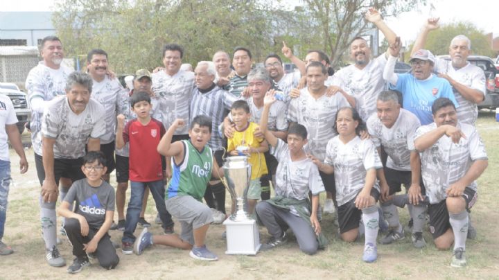 Comarca se alza con el campeonato en la Real Liga de Futbol Ferrocarrilera en veteranos