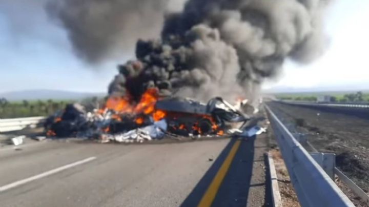 Cierran Autopista Nuevo Laredo-Monterrey por trágico accidente entre tráileres; posible muerto