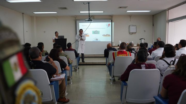 Personal de Clínicas UNE se capacita en aplicación de faboterápicos