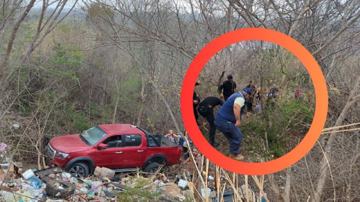 Cuatro abuelitos caen a un acantilado de más de 5 metros; viajaban en una pickup