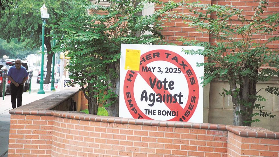 Siguen las muestras públicas en contra del endeudamiento de bonos que propone el gobierno de Laredo.