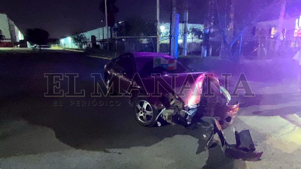 Su manejar temerario causó este percance con serias consecuencias materiales