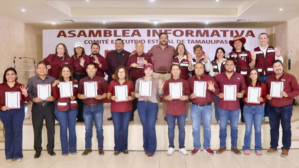 Presentes en la firma del Decálogo.