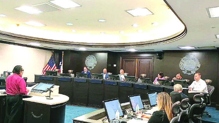 Aumentarían impuestos prediales 300 dólares promedio