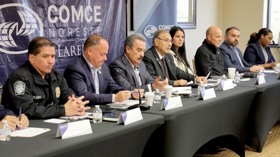 Reunión de las 'fuerzas vivas' de los Dos Laredos