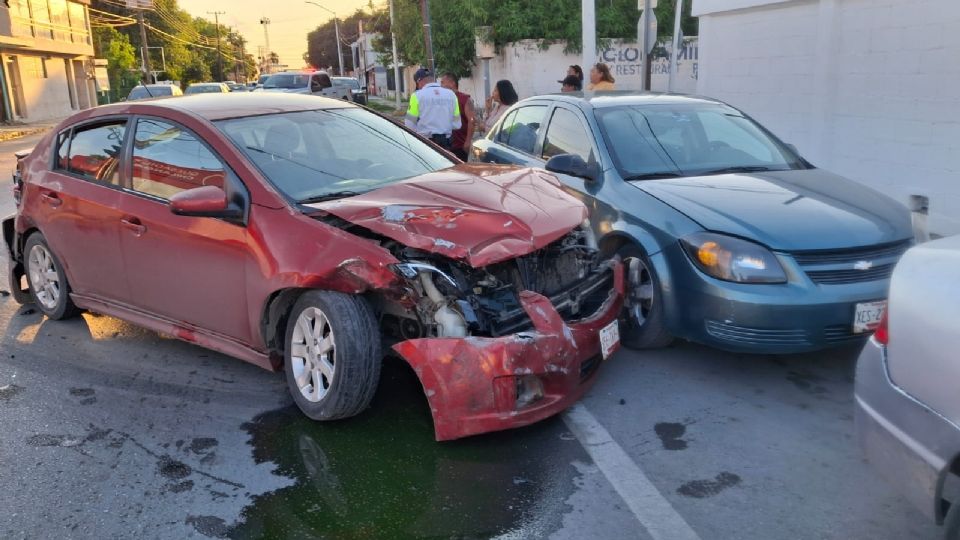 Choque fuerte en las calles de Nuevo Laredo.