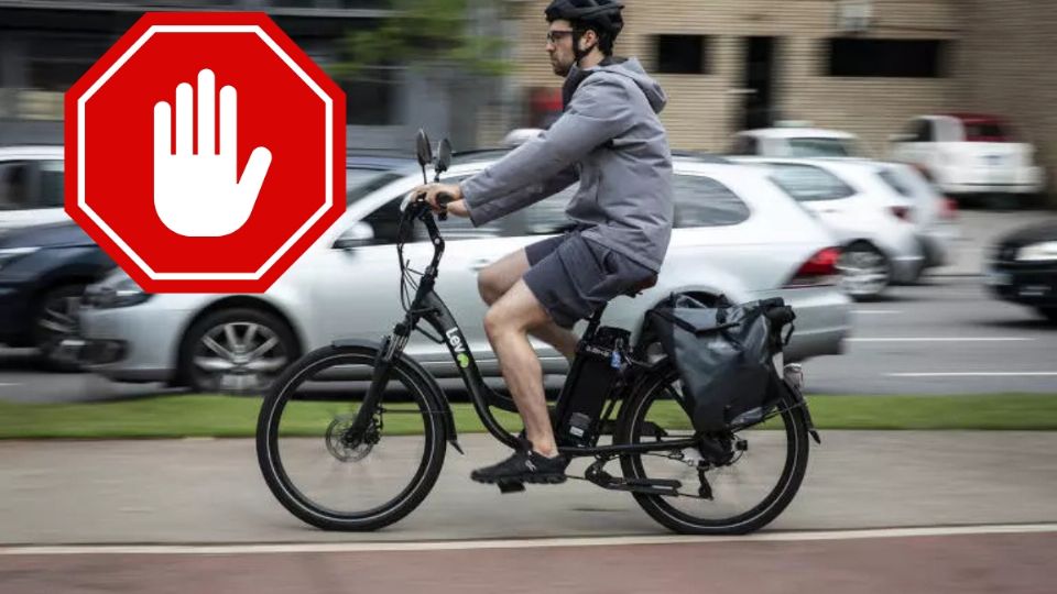 El gobierno ha empezado a emitir una serie de restricciones para su uso en ciertas ciudades y bajo algunas condiciones