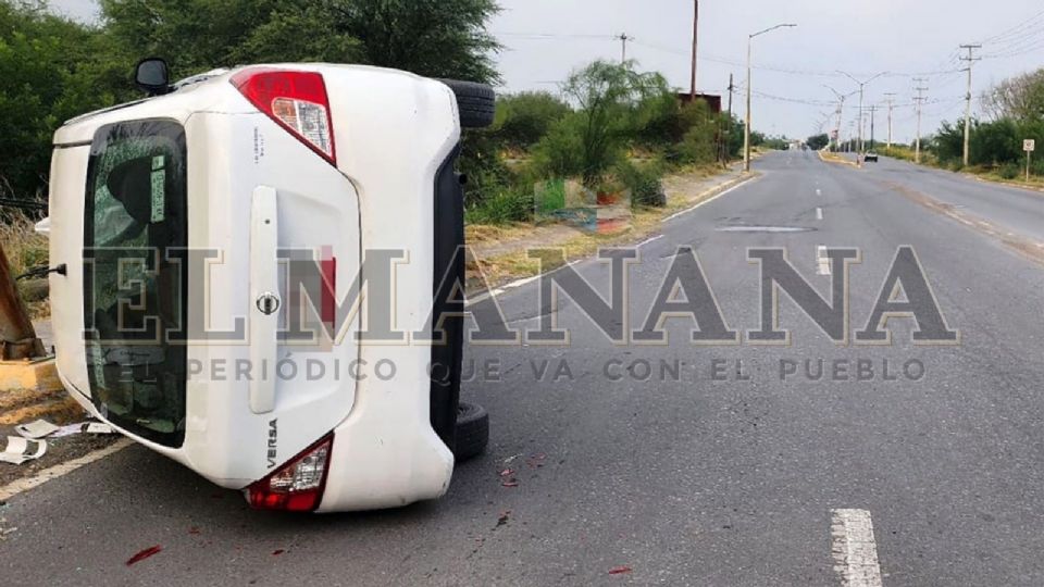 El sujeto dejó el auto tirado.