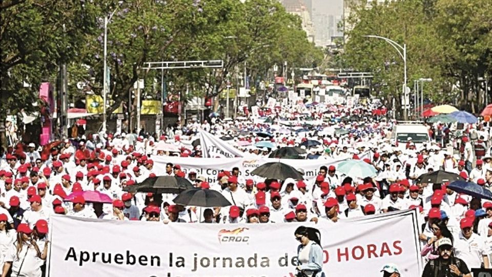 En las marchas por la conmemoración del 1 de Mayo se exigió la reducción de la jornada laboral.