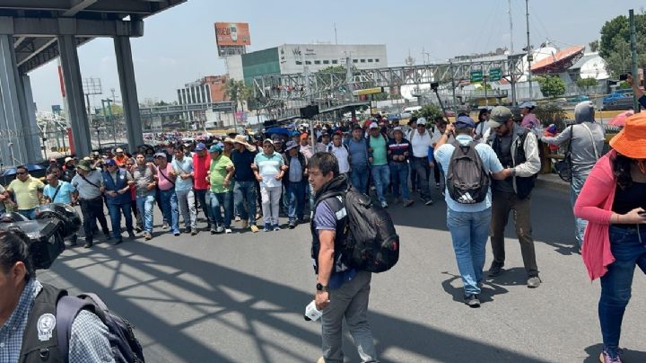CNTE irrumpe en AICM: irrupción violenta causa crisis aérea | VIDEO