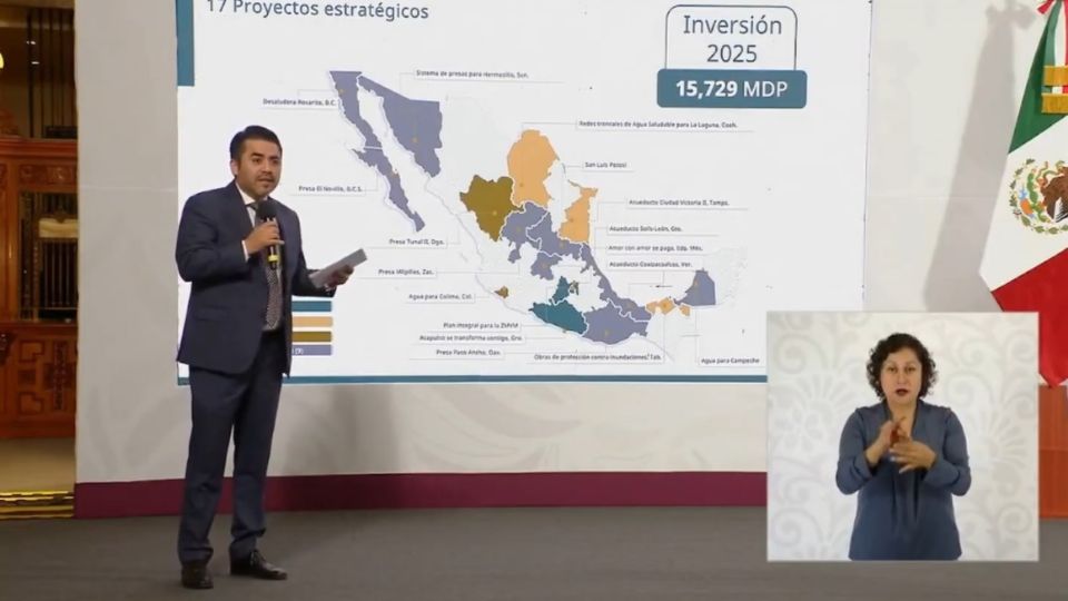 Efraín Morales, titular de Conagua.