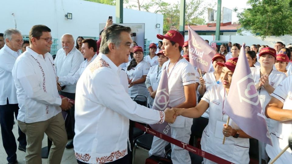 Americo Villarreal durante el arranque de 'Salud Casa por Casa'