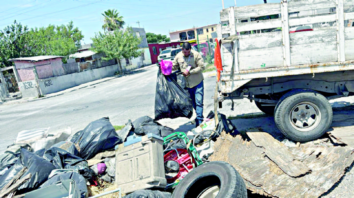 Multan a 23 negocios y particulares en Nuevo Laredo por desperdiciar agua y tirar residuos