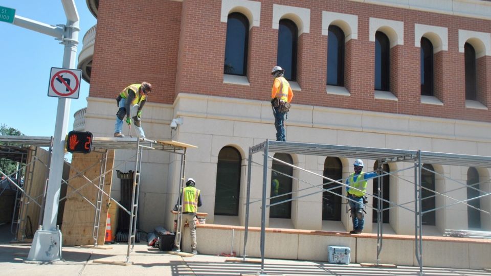 Trabajos de remodelación del edificio.