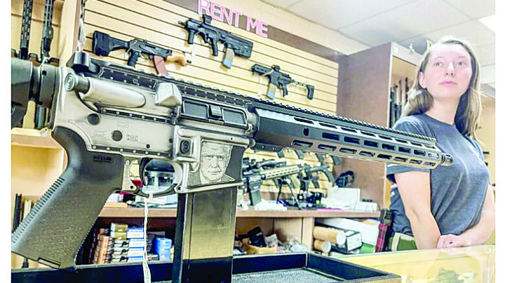 Facilitan en Texas acceso a las armas