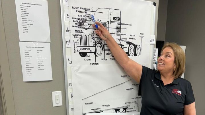 Asociación de Transportistas de Laredo impartirá clases de inglés gratis, tras nueva orden federal