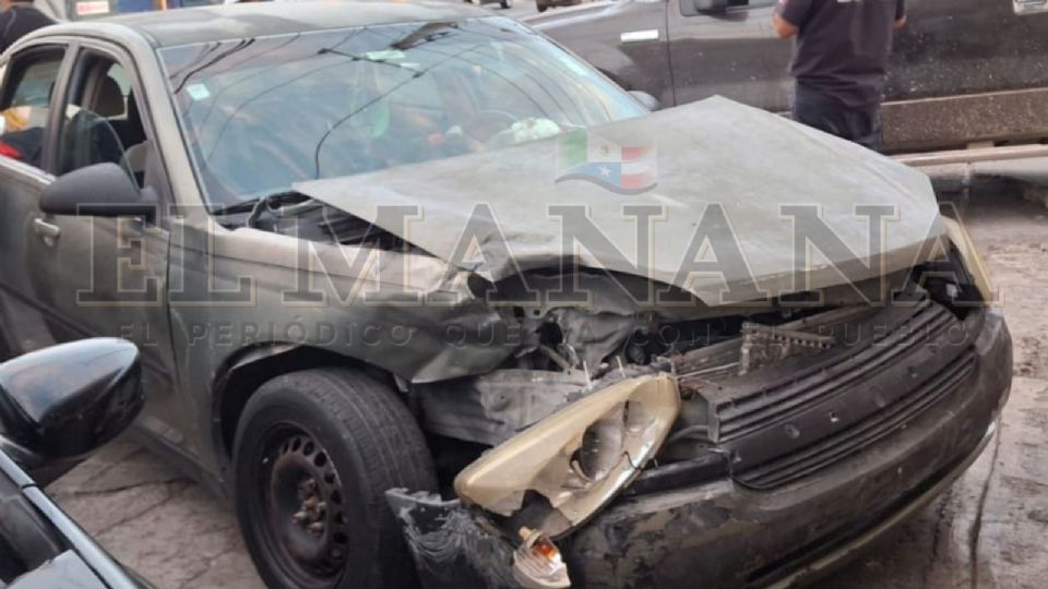 Los autos sufrieron daños considerables.