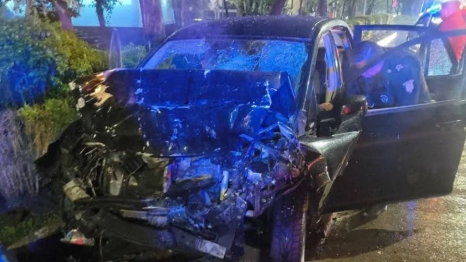 El pavimento mojado dejaron un saldo fatal durante la madrugada de este sábado en la capital mexicana