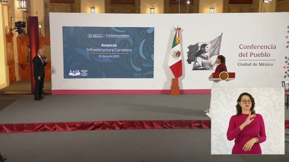 El titular de la SICT destacó que las obras impulsadas tienen como objetivo mejorar la conectividad, fortalecer el desarrollo regional y detonar el turismo y comercio local