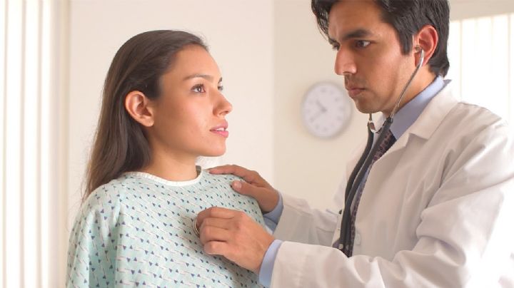 Médicos mexicanos y extranjeros podrán ejercer su profesión en Texas; conoce los requisitos