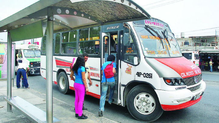 Ofrece UAT transporte gratis para estudiantes en Nuevo Laredo