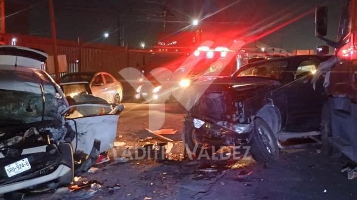 Terrible choque en la Carretera libre Monterrey-Nuevo Laredo deja 15 heridos | IMÁGENES