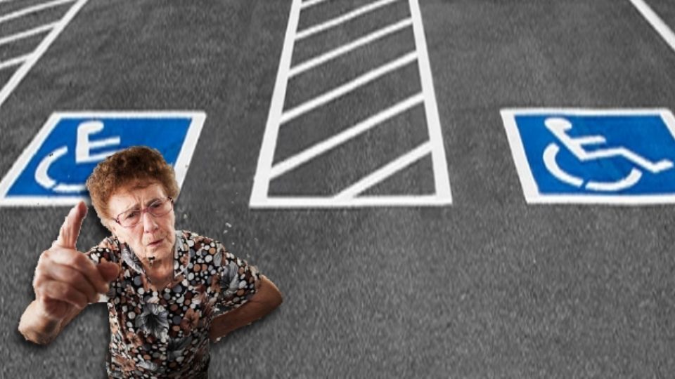 ¿Estás de viaje con tu madre y su caminar no te deja estacionarte lejos? Tal vez necesites tramitar una placa especial para personas discapacitadas