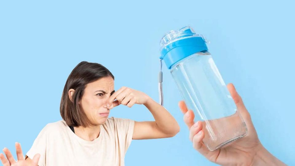 Los termos para beber agua despues de cierto tiempo guardan bacterias