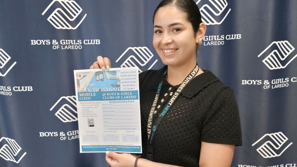 Promocionan atención médica gratis.