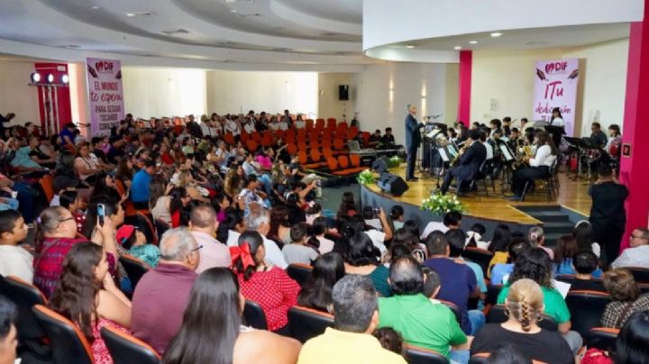 ¿Los próximos Beatles?; se gradúan alumnos de la Escuela de Música de Nuevo Laredo