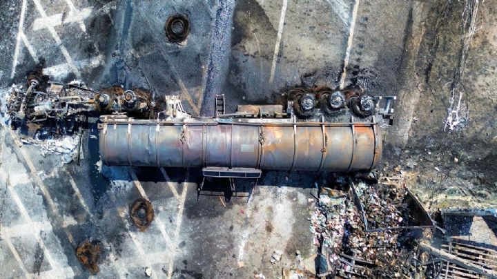 Infierno en el Edén: pipa choca y explota en carretera de Tabasco; provoca incendio de 10 horas