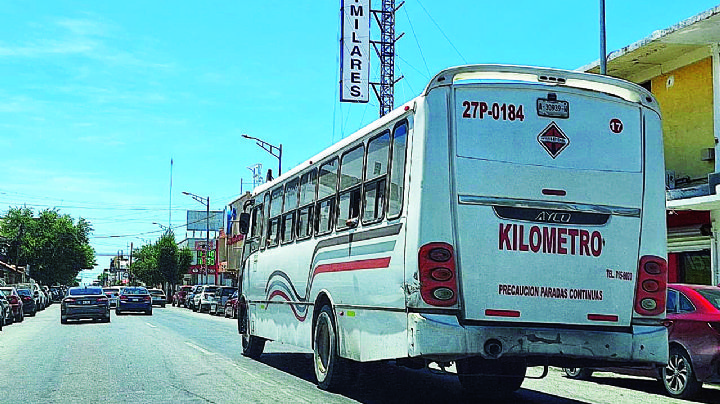 Camiones urbanos ya no aceptarán pago en efectivo; choferes no manejarán dinero