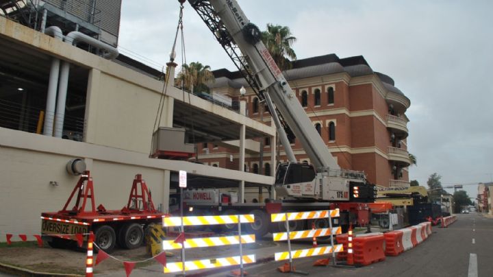 Siguen trabajos para reparar el techo del Centro de Justicia Dean Senadora Judith Zaffirini