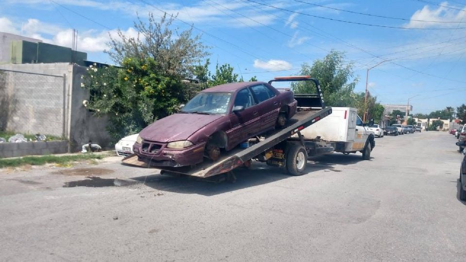 Autos abandonados en Nuevo Laredo.