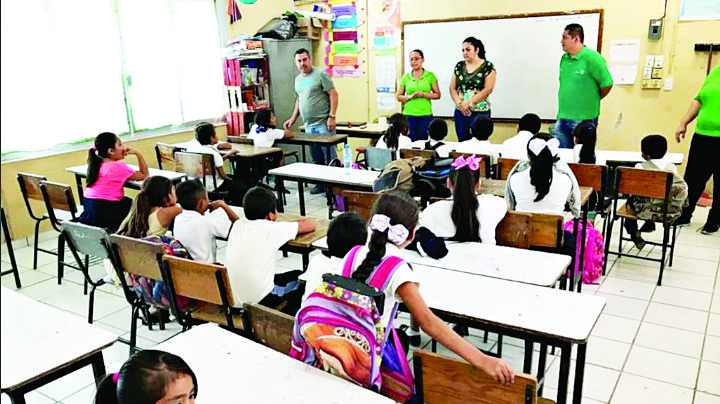 Maestros tendrán que llevar bitácora en salones por accidentes en horarios de clase