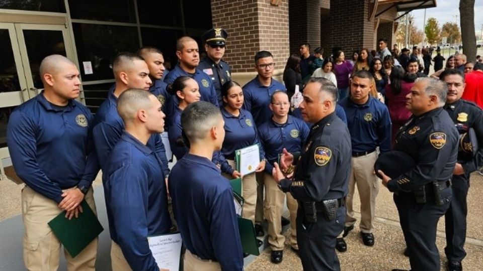 Los policías tendrían mejor salario.