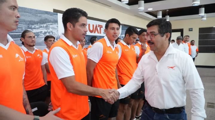 Rector de la UAT presenta a Correcaminos para el Torneo Apertura 2025 de la Liga de Expansión