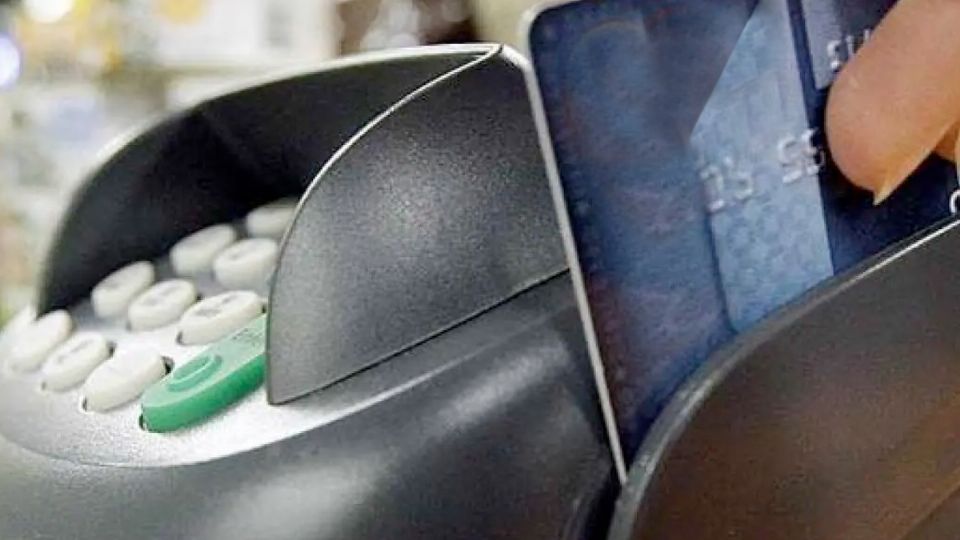 Los cobros por el uso de la tarjeta de crédito