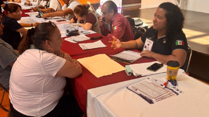 En Nuevo Laredo, mujeres de 60 y más años acuden al llamado para pensión